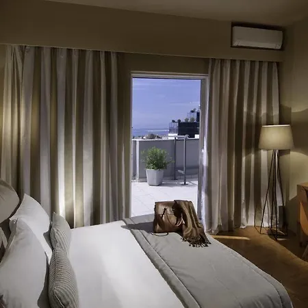Hotel Delfini Moschato 2*